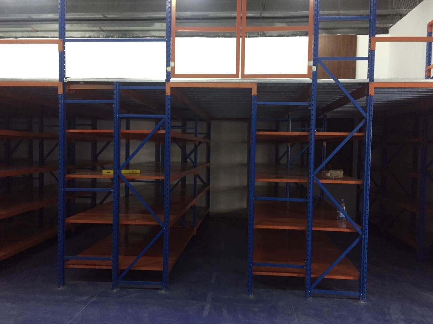 阁楼货架